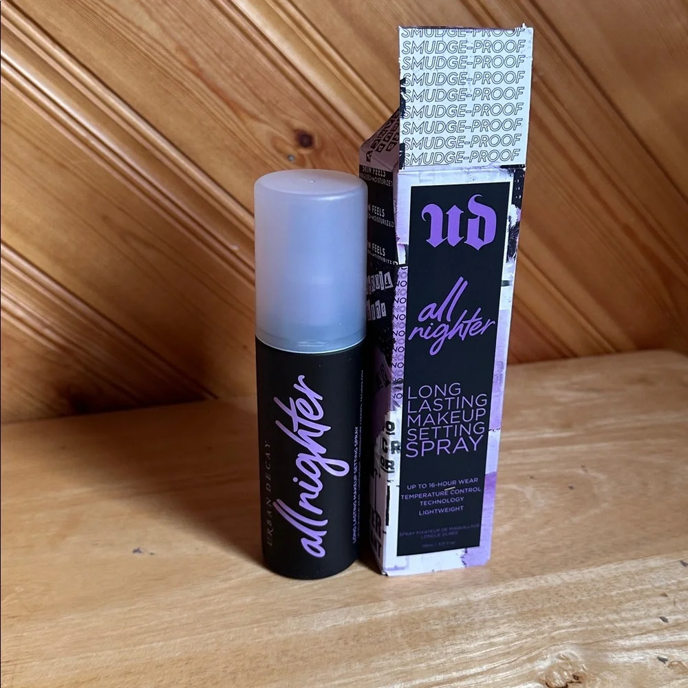 Urban Decay All Nighter Long Lasting Makeup Setting Spray